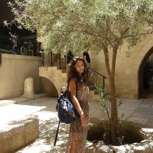 Meet your Posher, Alice